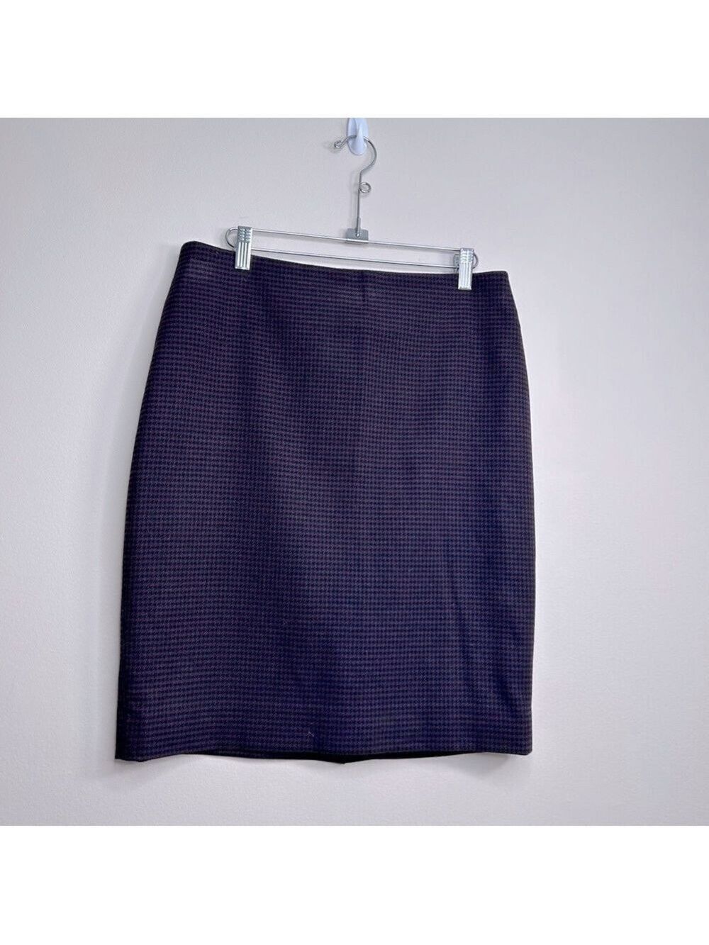 Le Chateau Houndstooth Pencil Skirt Black Plum Size 8